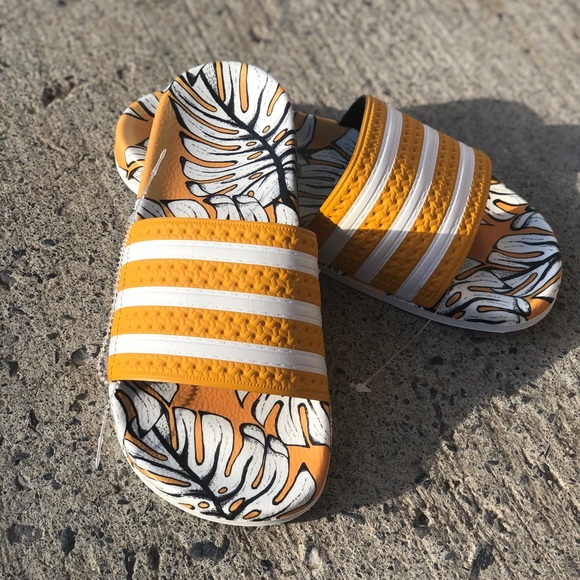 Adidas adilette slide yellow flower NWT Adidas adilette slide yellow flower NWT